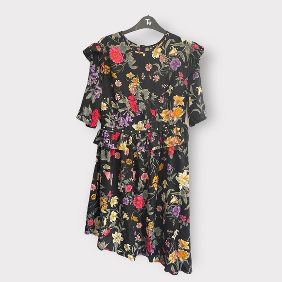 influence Dresses & Skirts - - Floral detail stunning dress influence fashion size 14 new pattern summer